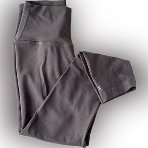 NOBULL High-Rise Sleek Tight Crop 21”